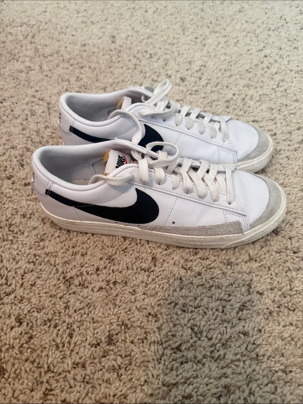Nike Blazers Low-Top Sneakers